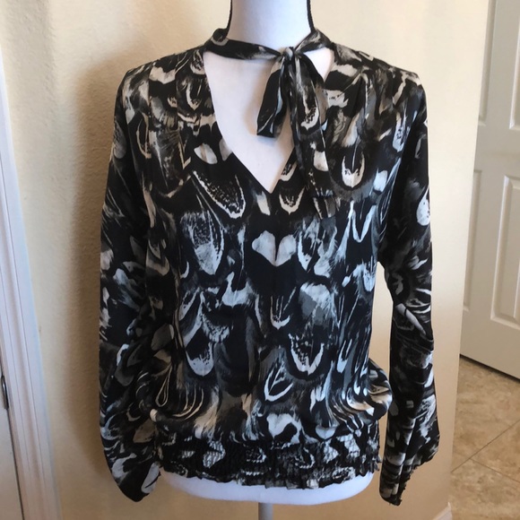 Michael Kors Tops - Michael Kors Black & White Long-sleeve Blouse